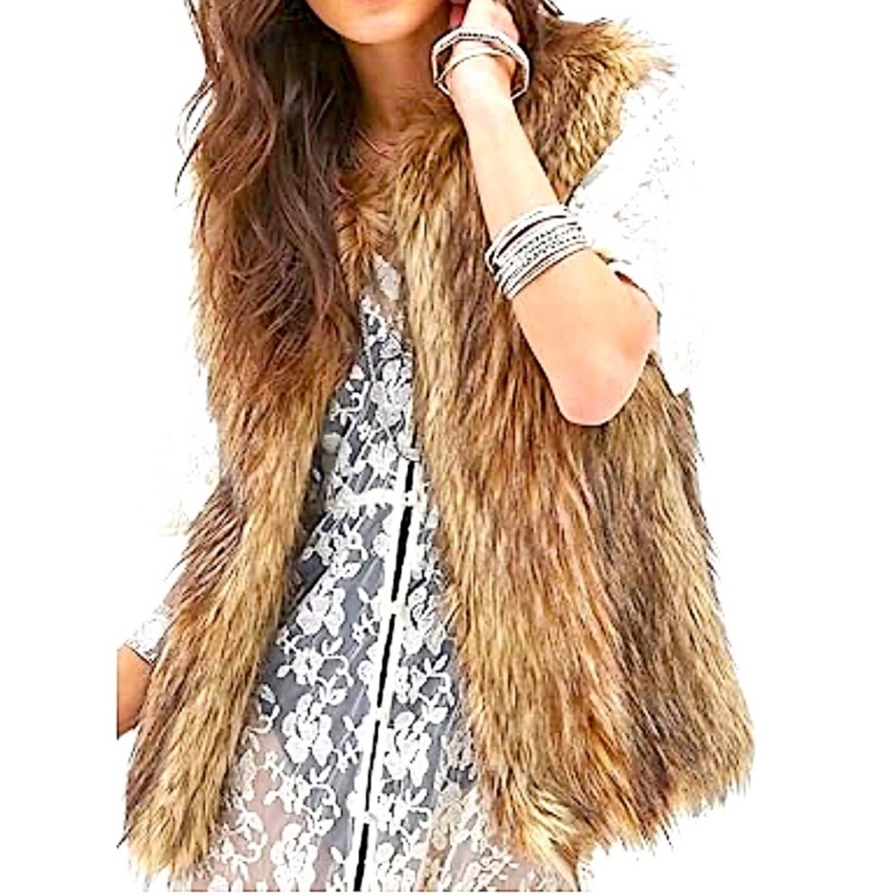 Xhiliration faux fur sweater vest xs
